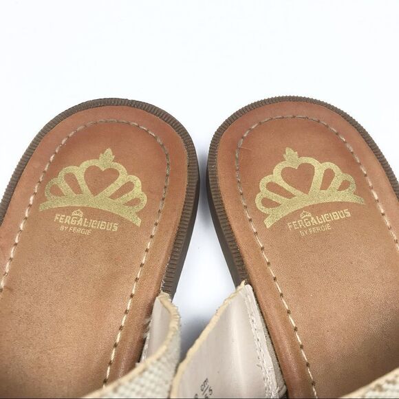 Fergalicious by Fergie Sassy Sandals Size 8.5 - Picture 6 of 7